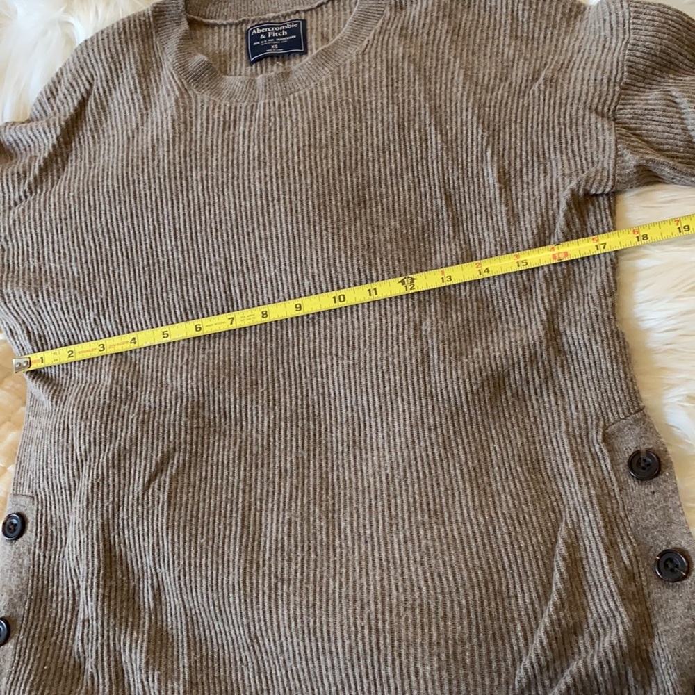 A B E R C R O M B I E & F I T C H Sweater - image 6